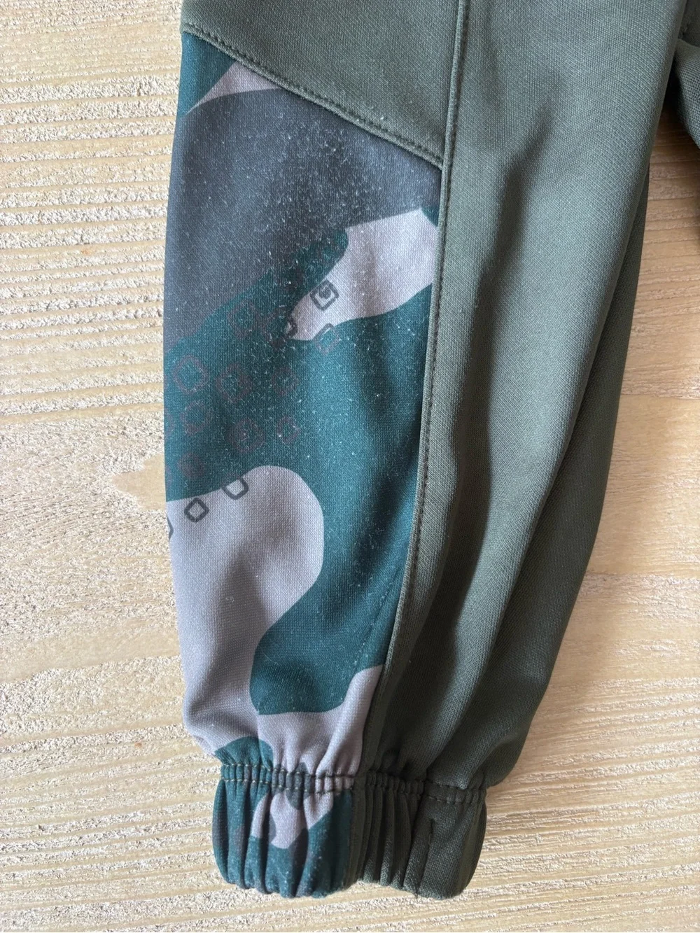 Nike Toddler Boys Olive Green Camo Panel Joggers Size 12M